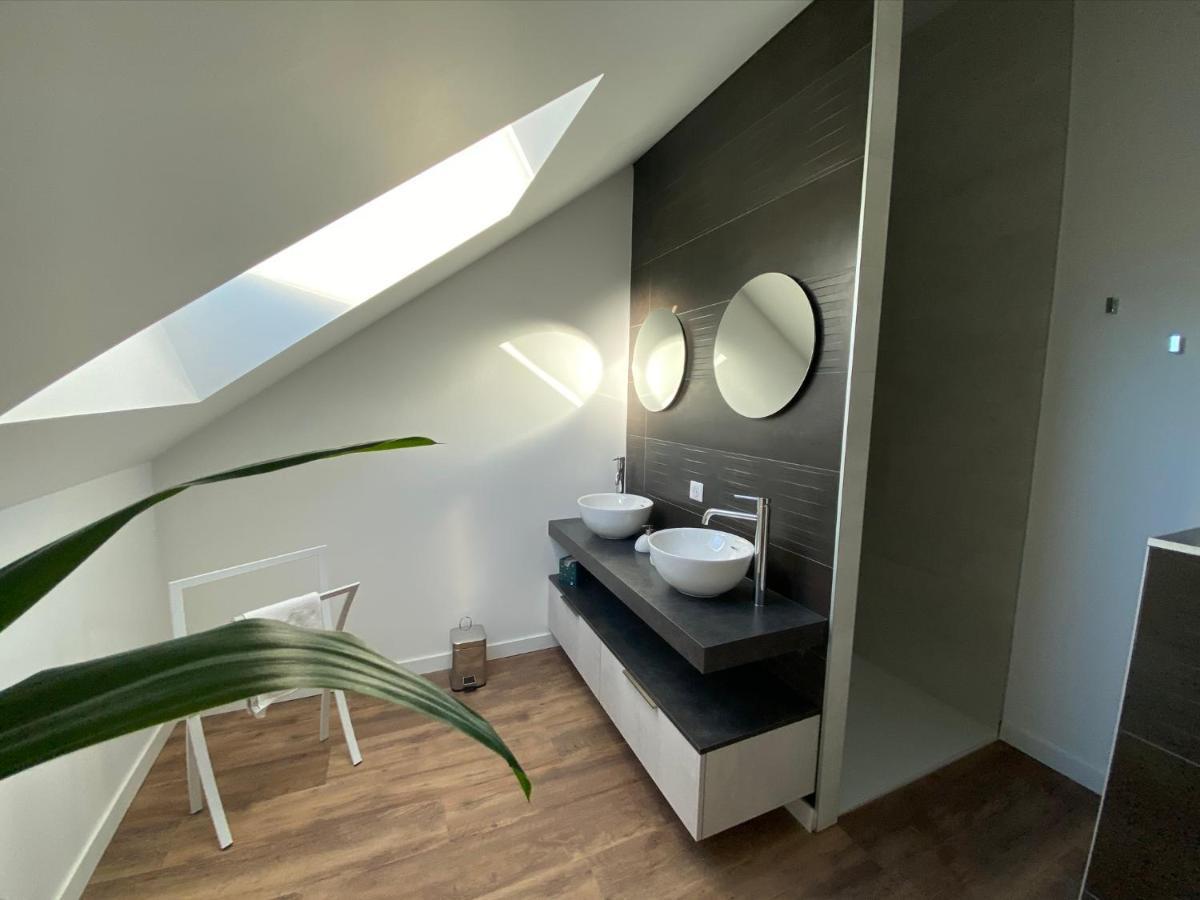 Aou Saintou Hotell Morlaas Exteriör bild